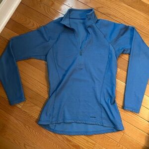 Patagonia base layer 1/4 zip. Size Medium.